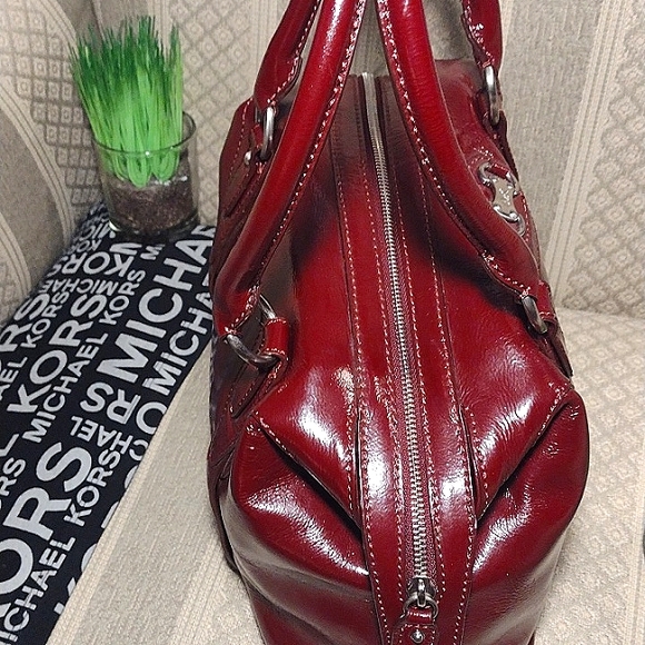 Michael Kors Burgundy Patent Barrel Bag - Picture 15 of 16